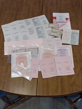 Mary Kay TimeWise Sample Sachet Set - Pink and Light Pink Packets